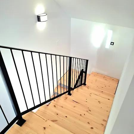 Mar De Nanin Apartmán *